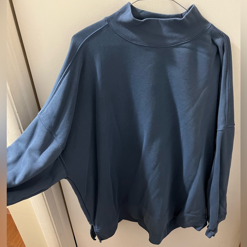 American Eagle Outfitters Everyday Luxe Oversized Mock Neck Sweatshirt